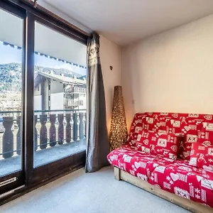 - Au Pieds Du Linga Appartement